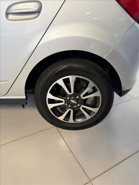 CHEVROLET Onix Hatch 1.4 4P FLEX LTZ, Foto 8