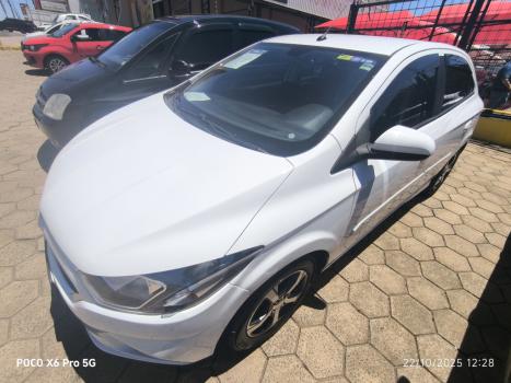 CHEVROLET Onix Hatch 1.4 4P FLEX LTZ, Foto 2 CHEVROLET Onix Hatch 1.4 4P FLEX LTZ, Foto 2