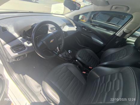 CHEVROLET Onix Hatch 1.4 4P FLEX LTZ, Foto 3 CHEVROLET Onix Hatch 1.4 4P FLEX LTZ, Foto 3