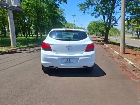 CHEVROLET Onix Hatch 1.0 4P FLEX JOY, Foto 4