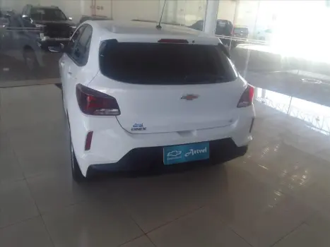 CHEVROLET Onix Hatch 1.0 4P FLEX LT, Foto 2