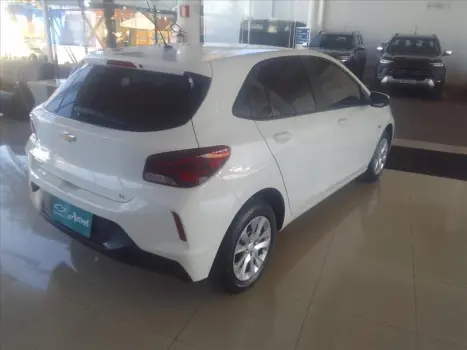 CHEVROLET Onix Hatch 1.0 4P FLEX LT, Foto 3