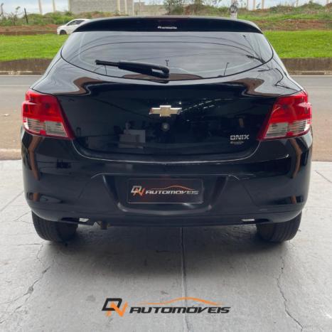 CHEVROLET Onix Hatch 1.0 4P FLEX LS, Foto 4