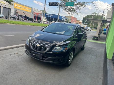 CHEVROLET Onix Hatch 1.4 4P FLEX LT, Foto 3