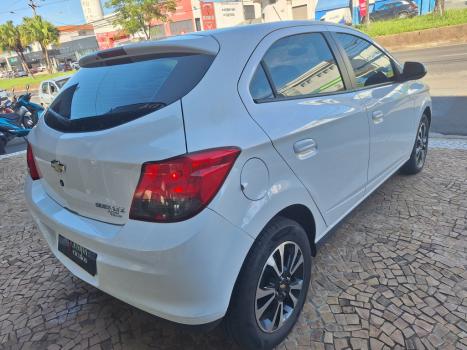 CHEVROLET Onix Hatch 1.4 4P FLEX LTZ, Foto 3