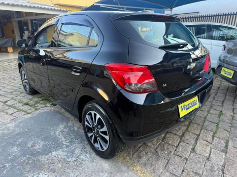 CHEVROLET Onix Hatch 1.4 4P FLEX LTZ, Foto 4