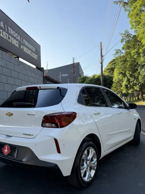 CHEVROLET Onix Hatch 1.0 12V 4P FLEX PREMIER TURBO AUTOMTICO, Foto 4