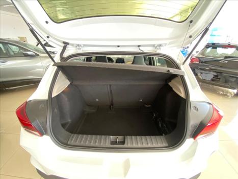 CHEVROLET Onix Hatch 1.0 12V 4P FLEX PREMIER TURBO AUTOM�TICO, Foto 13