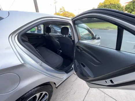 CHEVROLET Onix Hatch 1.4 4P FLEX LTZ, Foto 16