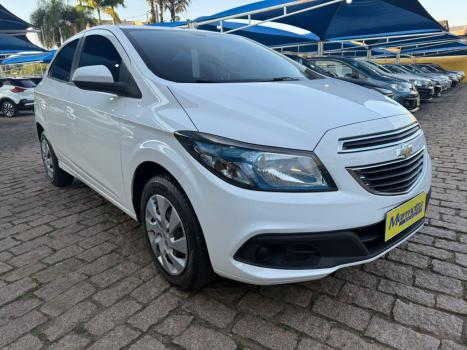 CHEVROLET Onix Hatch 1.4 4P FLEX LT, Foto 3