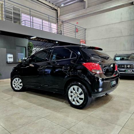 CHEVROLET Onix Hatch 1.4 4P FLEX LT, Foto 5