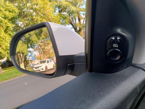 CHEVROLET Onix Hatch 1.4 4P FLEX LTZ, Foto 17