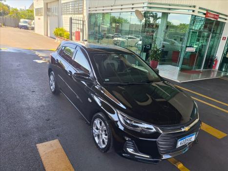 CHEVROLET Onix Hatch 1.0 12V 4P FLEX TURBO AUTOMTICO, Foto 3