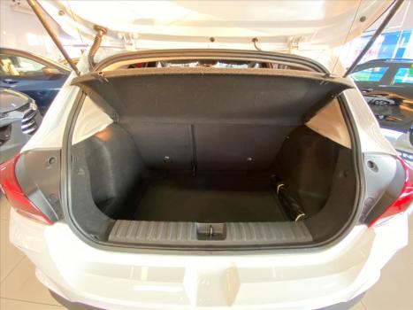 CHEVROLET Onix Hatch 1.0 4P FLEX LTZ TURBO AUTOM�TICO, Foto 5