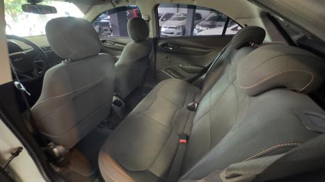 CHEVROLET Onix Hatch 1.4 4P FLEX LT, Foto 6