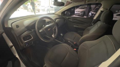 CHEVROLET Onix Hatch 1.4 4P FLEX LT, Foto 9
