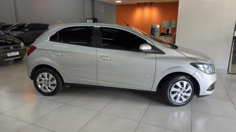 CHEVROLET Onix Hatch 1.4 4P FLEX LT, Foto 15