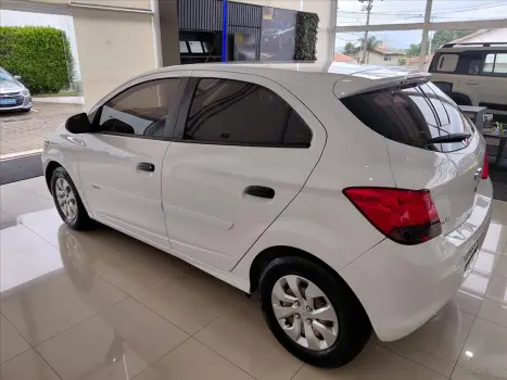 CHEVROLET Onix Hatch 1.0 4P FLEX JOY, Foto 5