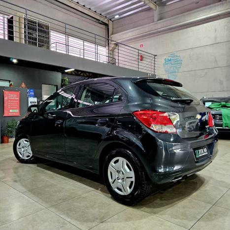 CHEVROLET Onix Hatch 1.0 12V 4P FLEX, Foto 5