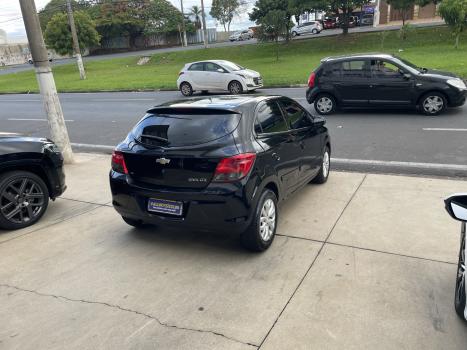 CHEVROLET Onix Hatch 1.4 4P FLEX LTZ, Foto 3