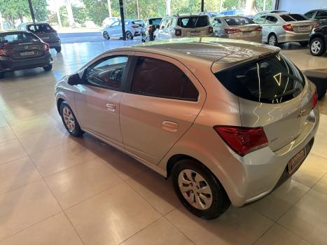 CHEVROLET Onix Hatch 1.0 12V 4P FLEX LT, Foto 4