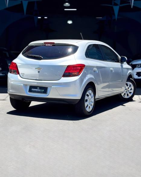 CHEVROLET Onix Hatch 1.4 4P FLEX LT, Foto 2
