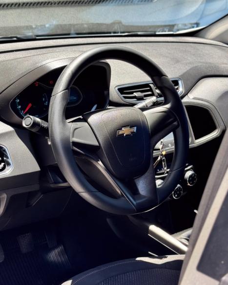 CHEVROLET Onix Hatch 1.4 4P FLEX LT, Foto 5