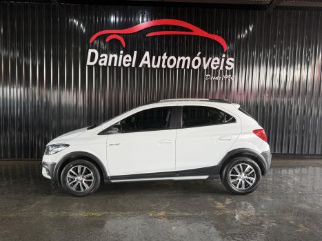 CHEVROLET Onix Hatch 1.4 4P FLEX ACTIV AUTOM�TICO, Foto 8