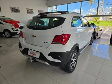 CHEVROLET Onix Hatch 1.4 4P FLEX ACTIV, Foto 6