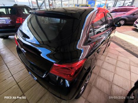 CHEVROLET Onix Hatch 1.0 4P FLEX JOY BLACK, Foto 5