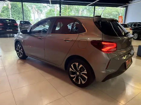 CHEVROLET Onix Hatch 1.0 12V 4P FLEX PREMIER TURBO AUTOM�TICO, Foto 2