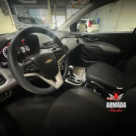 CHEVROLET Onix Hatch 1.4 4P FLEX LT AUTOM�TICO, Foto 9