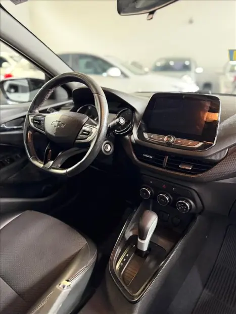 CHEVROLET Onix Hatch 1.0 12V 4P FLEX RS TURBO AUTOM�TICO, Foto 8