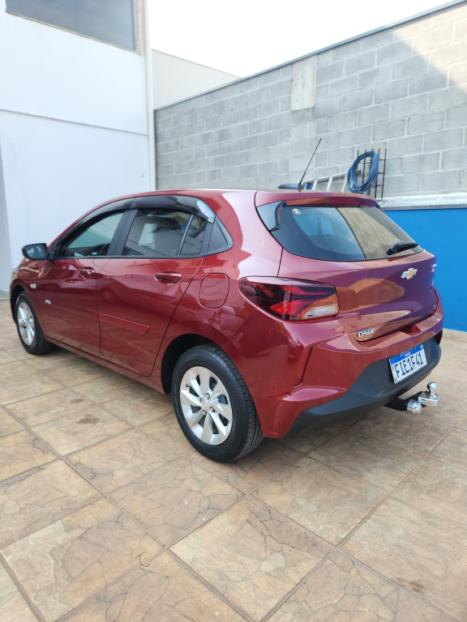 CHEVROLET Onix Hatch 1.0 12V 4P FLEX LT TURBO AUTOM�TICO, Foto 2