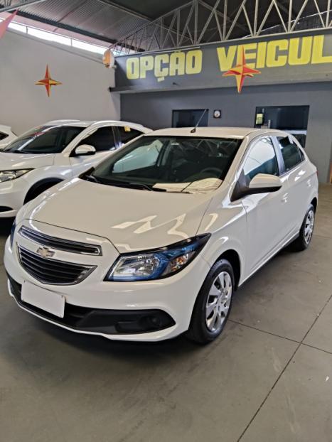 CHEVROLET Onix Hatch 1.4 4P FLEX LT, Foto 1
