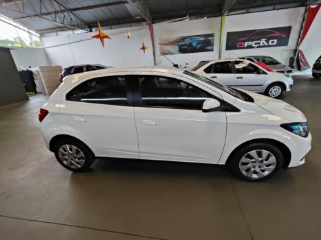 CHEVROLET Onix Hatch 1.4 4P FLEX LT, Foto 5
