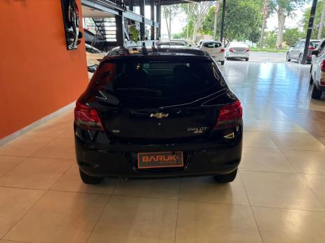 CHEVROLET Onix Hatch 1.4 4P FLEX LTZ AUTOM�TICO, Foto 4