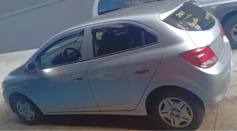 CHEVROLET Onix Hatch 1.0 4P FLEX JOY, Foto 4