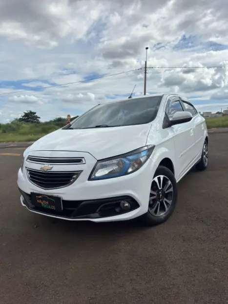 CHEVROLET Onix Hatch 1.4 4P FLEX LTZ, Foto 3