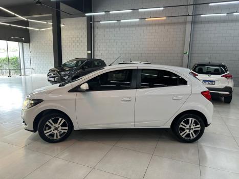 CHEVROLET Onix Hatch 1.4 4P FLEX LT, Foto 3