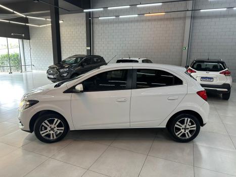 CHEVROLET Onix Hatch 1.4 4P FLEX LT, Foto 8
