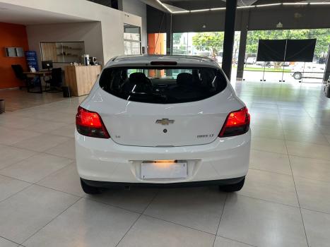 CHEVROLET Onix Hatch 1.4 4P FLEX LT, Foto 18