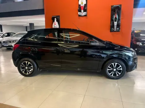 CHEVROLET Onix Hatch 1.0 12V 4P FLEX LT, Foto 4