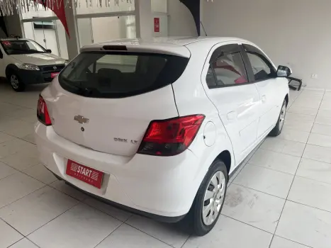 CHEVROLET Onix Hatch 1.4 4P FLEX LT, Foto 7