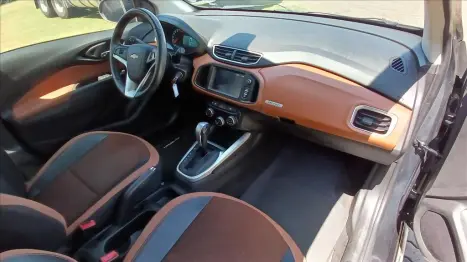 CHEVROLET Onix Hatch 1.4 4P FLEX ACTIV AUTOM�TICO, Foto 9