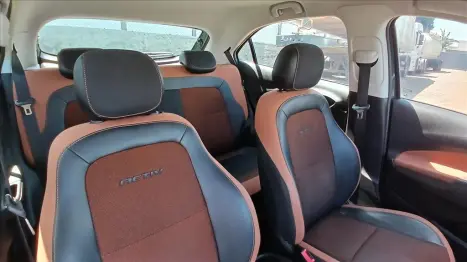 CHEVROLET Onix Hatch 1.4 4P FLEX ACTIV AUTOM�TICO, Foto 11