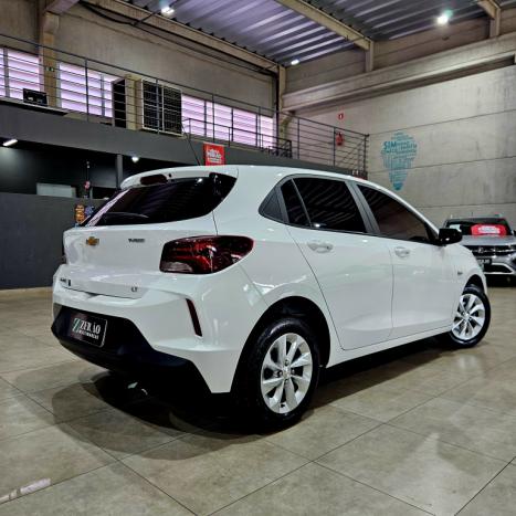 CHEVROLET Onix Hatch 1.0 12V 4P FLEX LT TURBO, Foto 4
