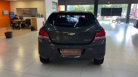 CHEVROLET Onix Hatch 1.0 4P FLEX LT, Foto 15