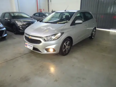 CHEVROLET Onix Hatch 1.4 4P FLEX LTZ, Foto 3