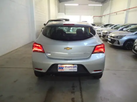 CHEVROLET Onix Hatch 1.4 4P FLEX LTZ, Foto 10